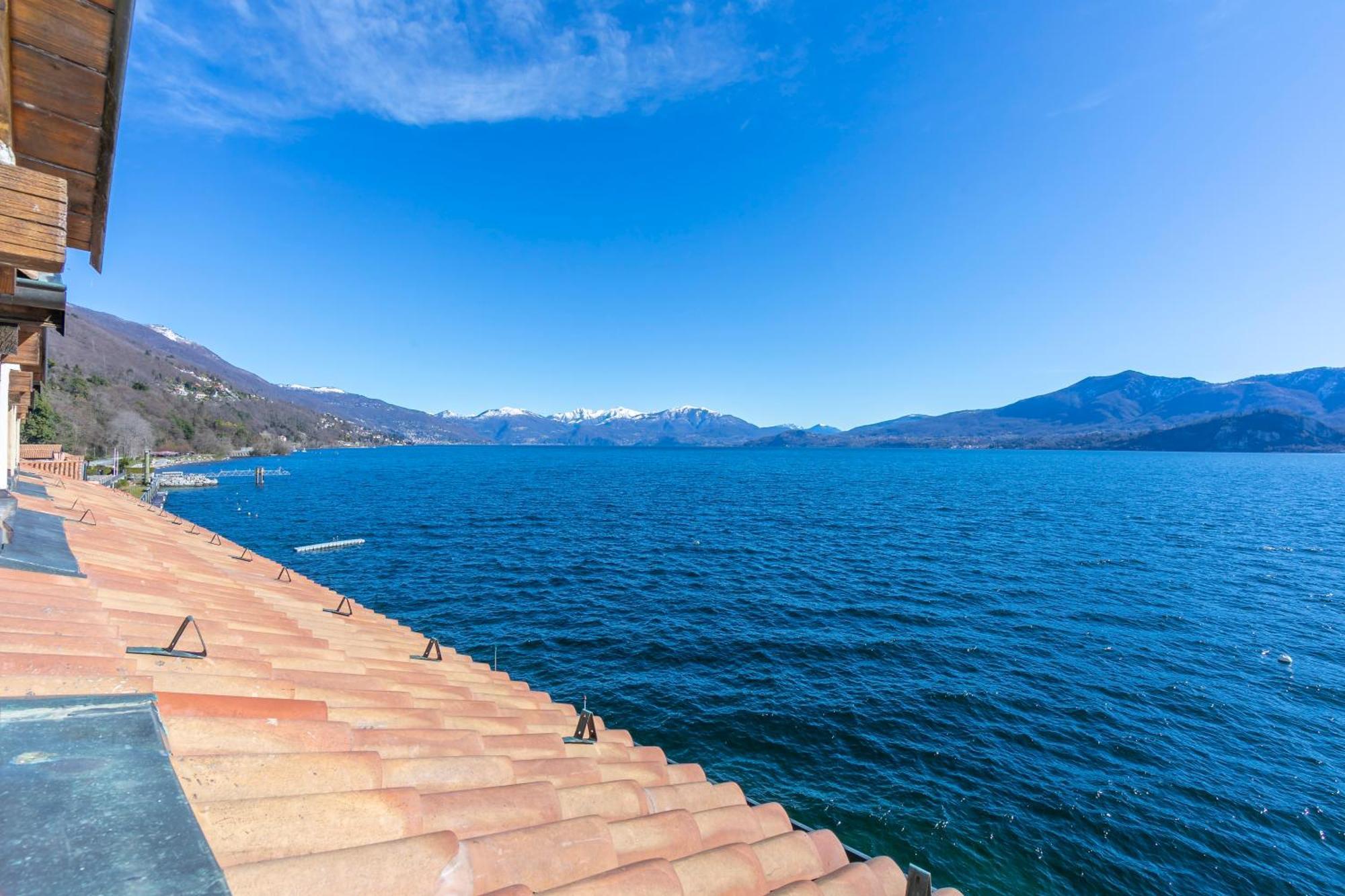 Blu Lake Apartment On Ghiffa Beach - Happy Rentals Exterior photo